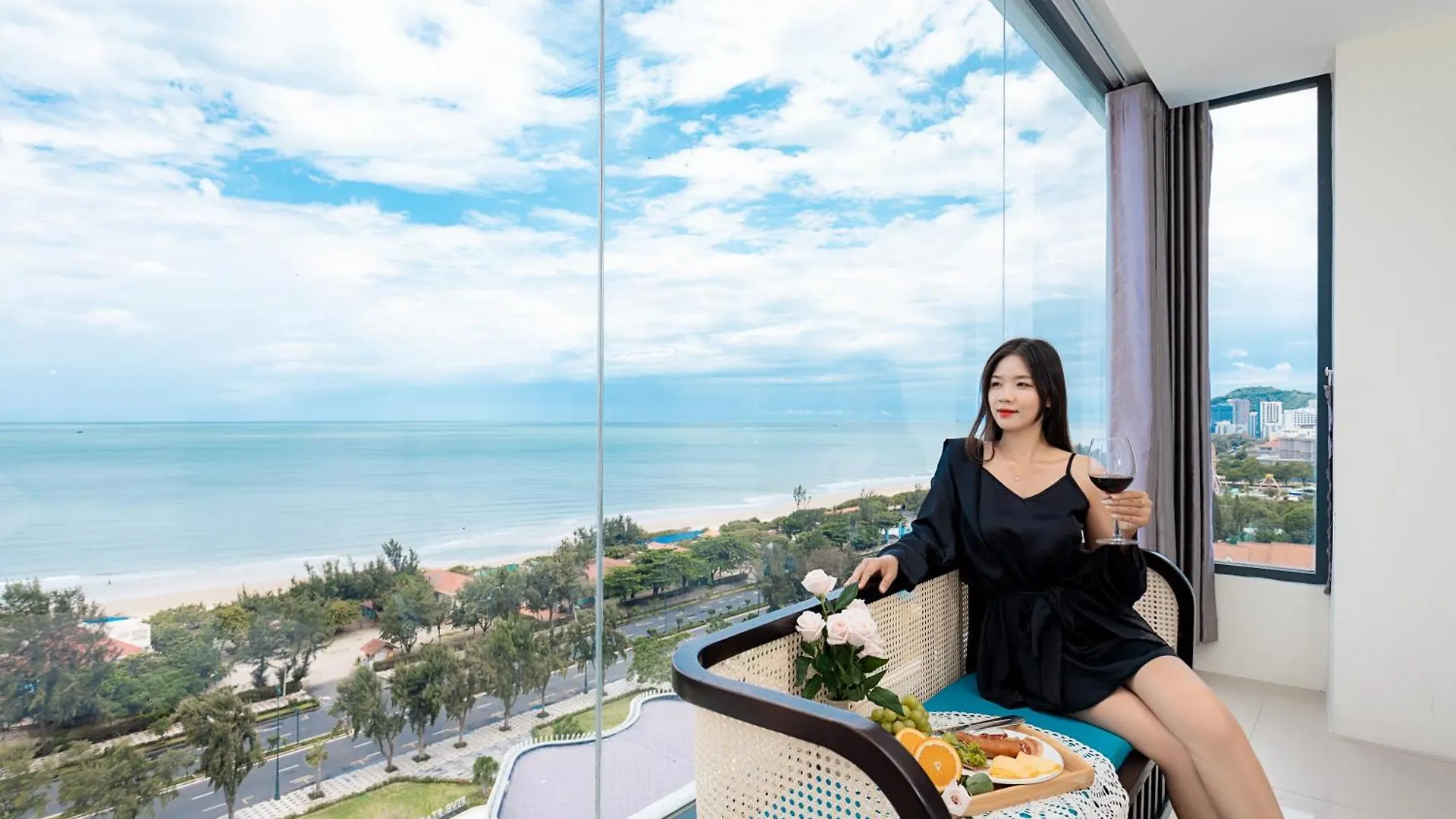 Annata Beach Hotel Vung Tau 3*,